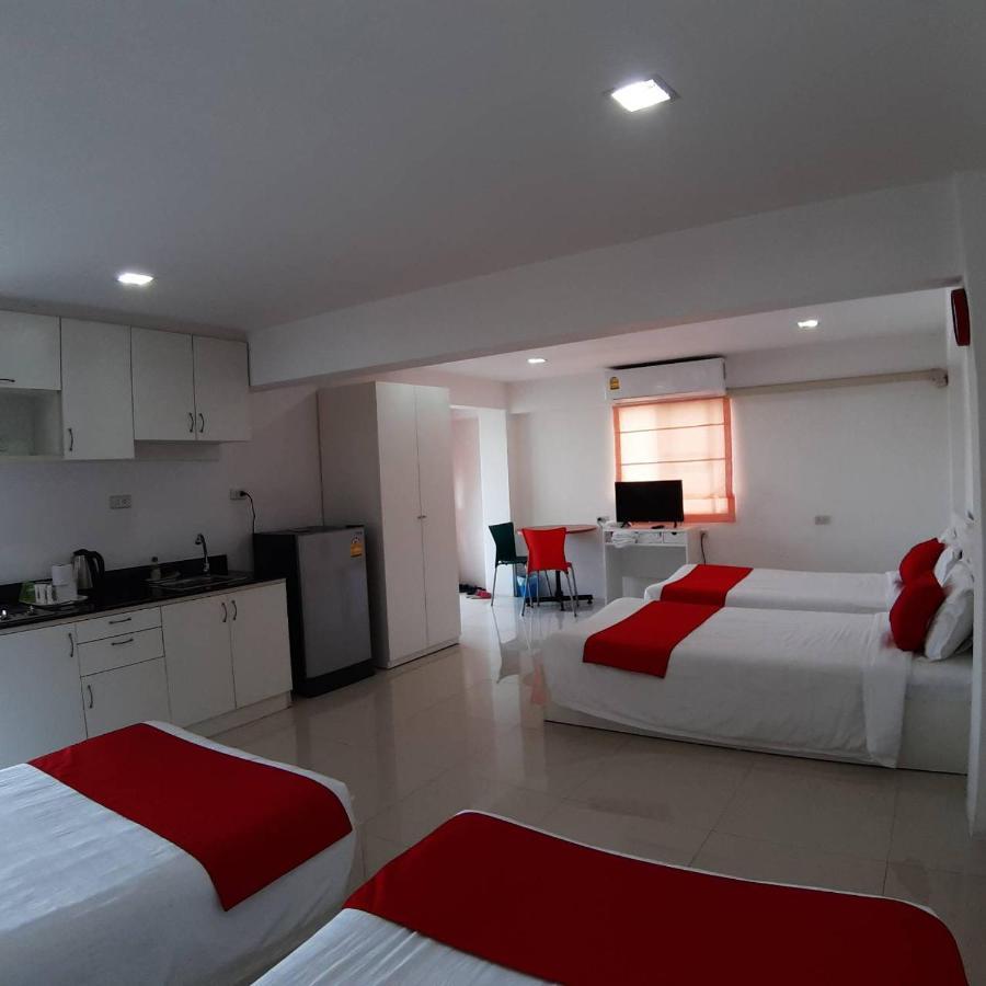 Slt Apartment Bangkok Exterior photo